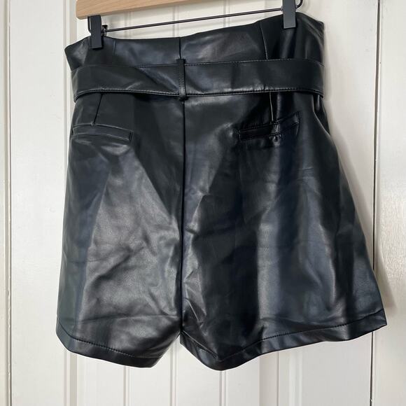 Black Leather Women Shorts - Picture 2 of 9